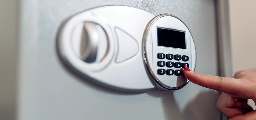 Jewelry Safe Cracking in Ridgecrest, California