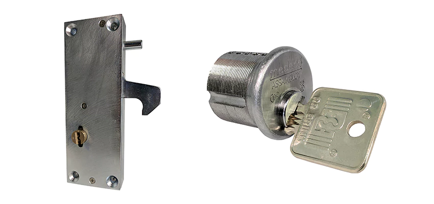 RR Fence Gates Brink Locks Repair in Ridgecrest, California